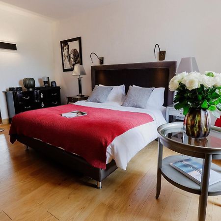 Bastide Saint Julien Bed & Breakfast La Celle  Bagian luar foto